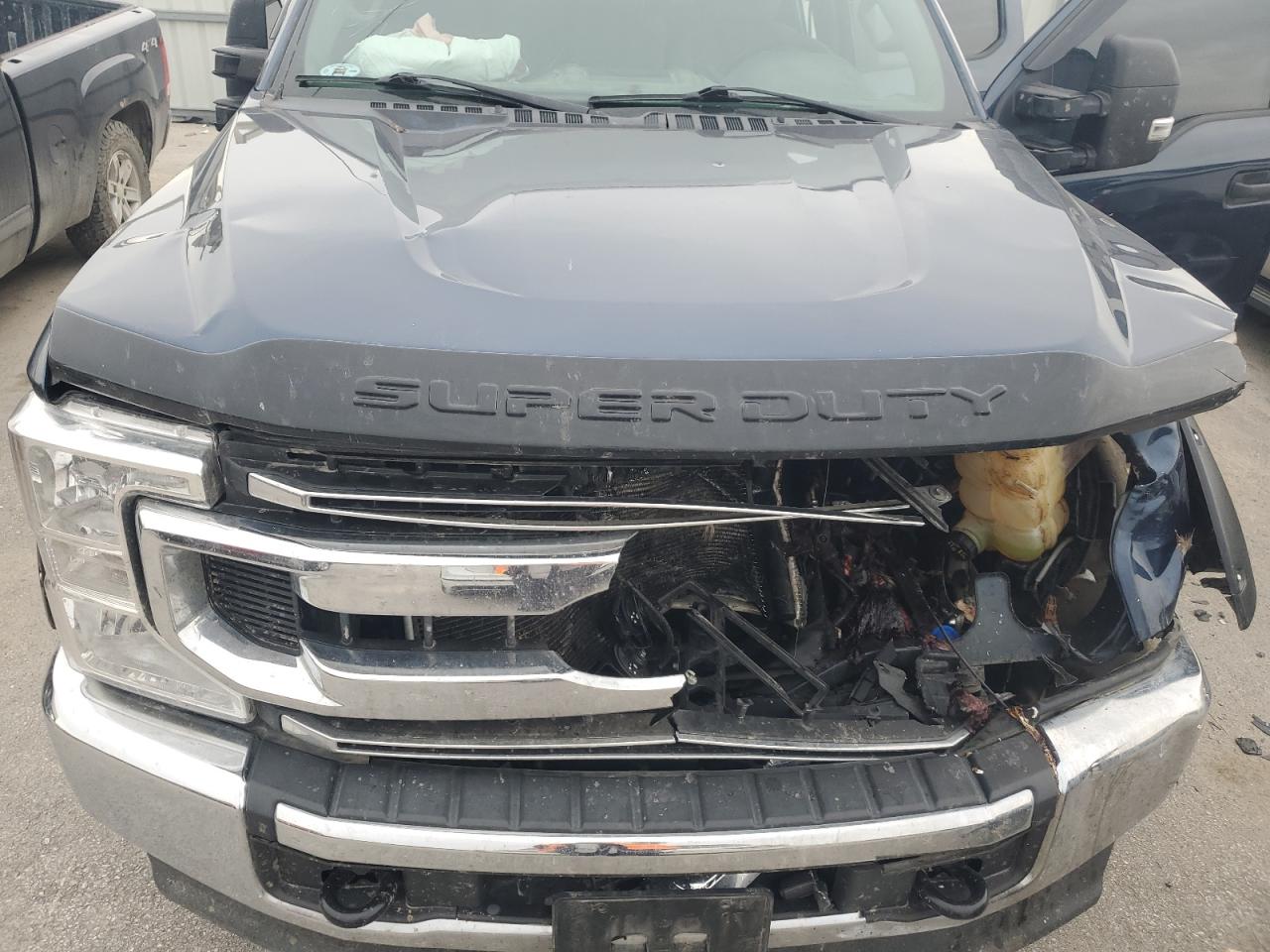 2020 Ford F250 - Image 13