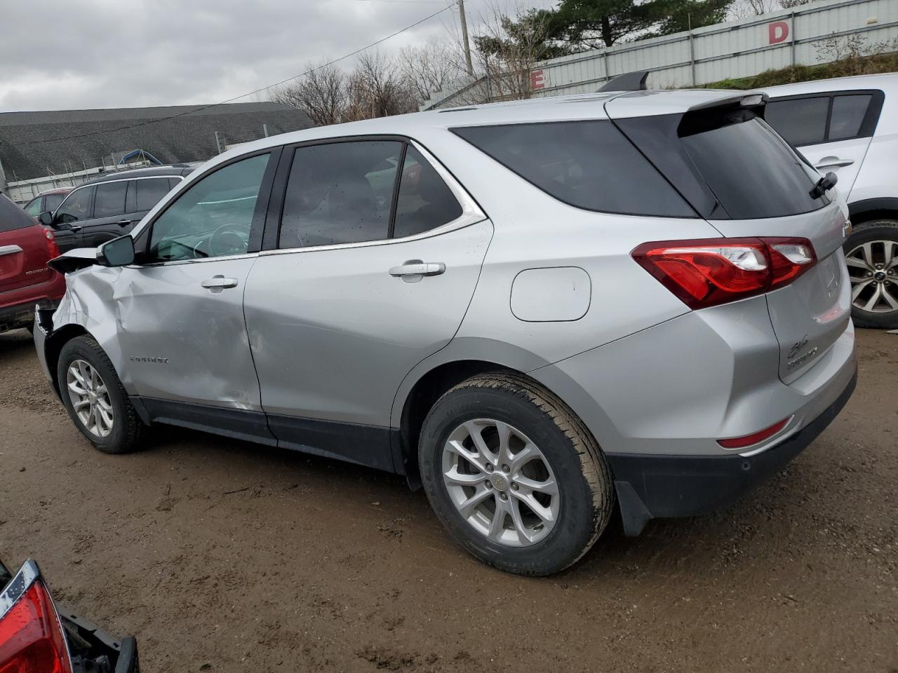 VIN 3GNAXUEV5KS523464 2019 CHEVROLET EQUINOX no.2