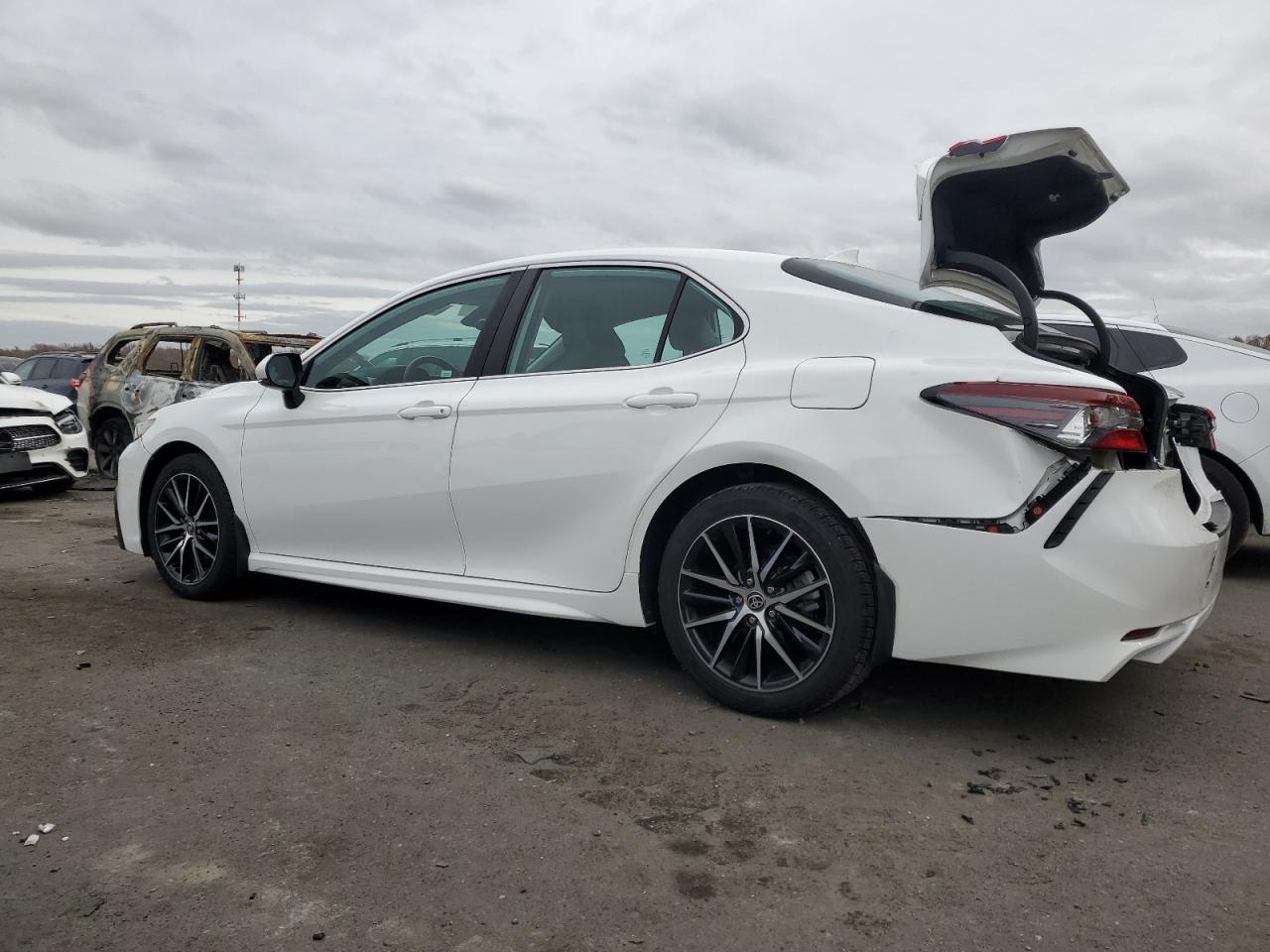 2022 Toyota Camry - Image 2