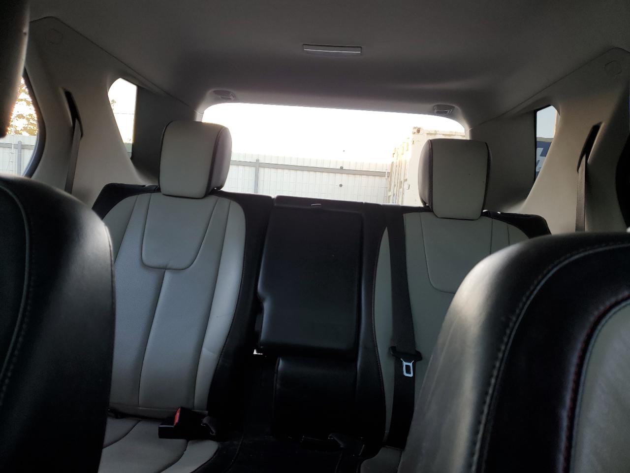 2011 Chevrolet Equinox - Image 10