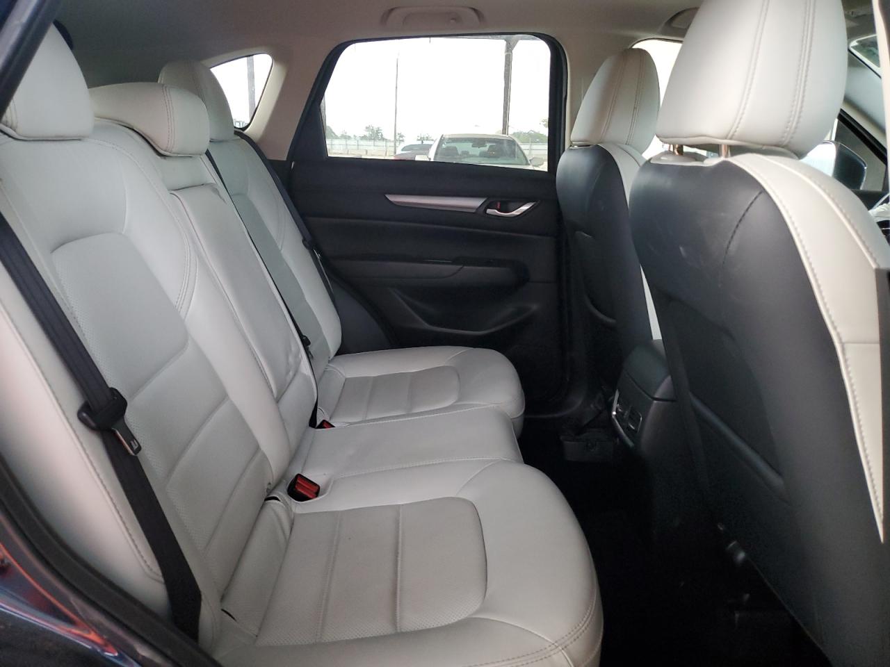 2021 Mazda CX-5 - Image 11