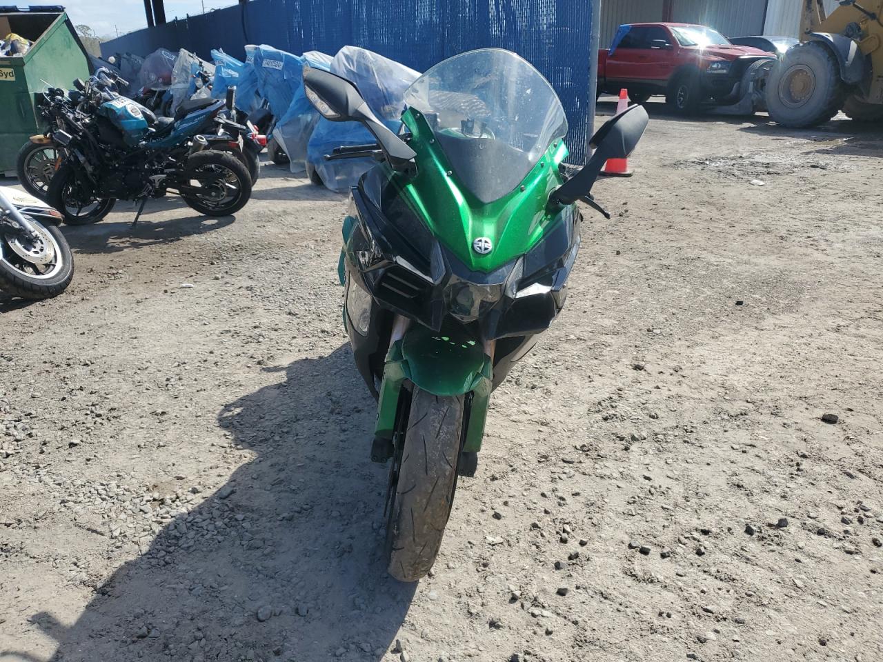 2018 Kawasaki Zx1002 B VIN: JKBZXVB16JA000026 Lot: 79249404