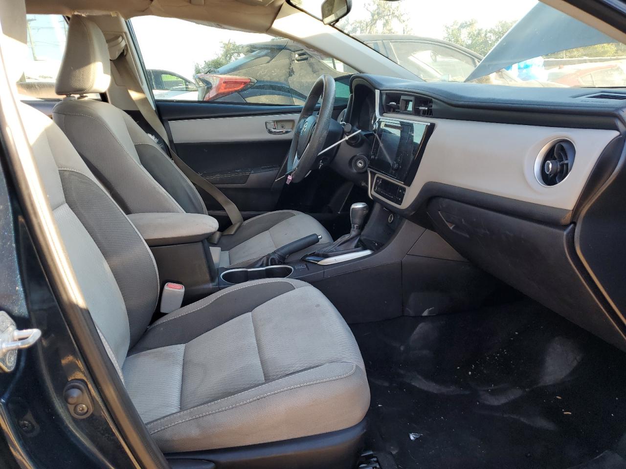 2017 Toyota Corolla - Image 7