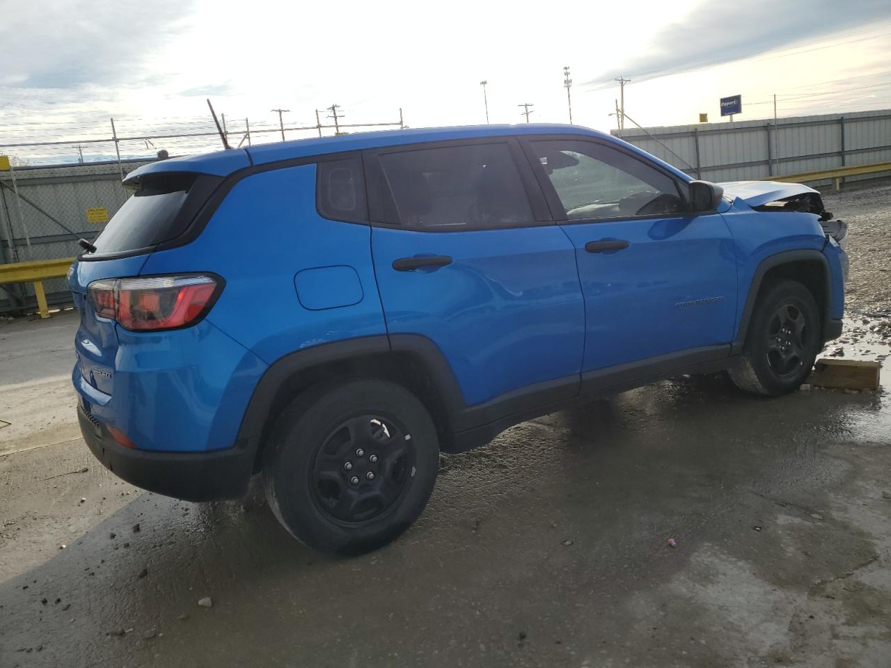 2018 Jeep Compass - Image 3