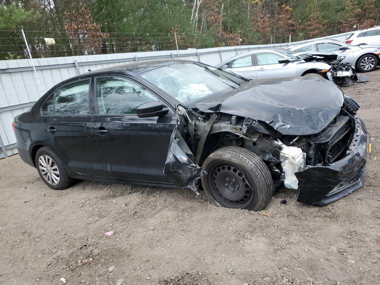 2015 Volkswagen Jetta - Image 4