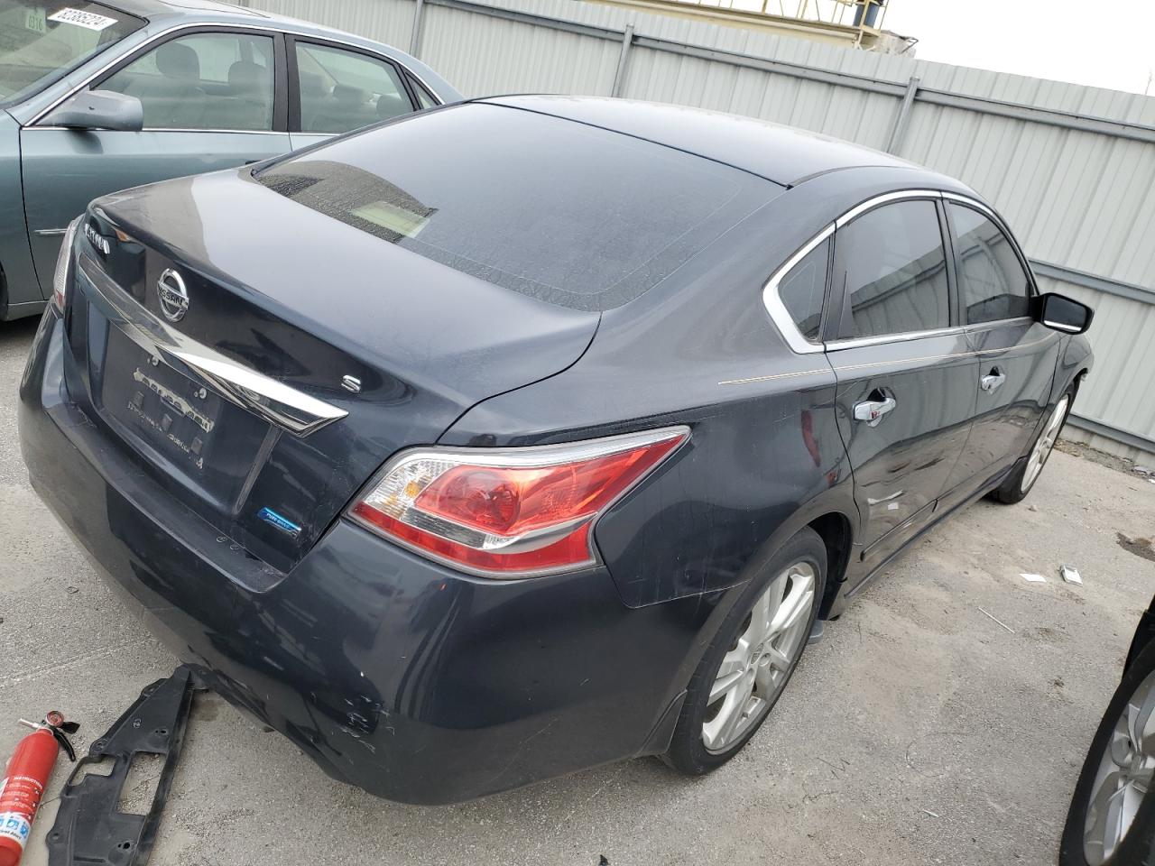2014 Nissan Altima - Image 3