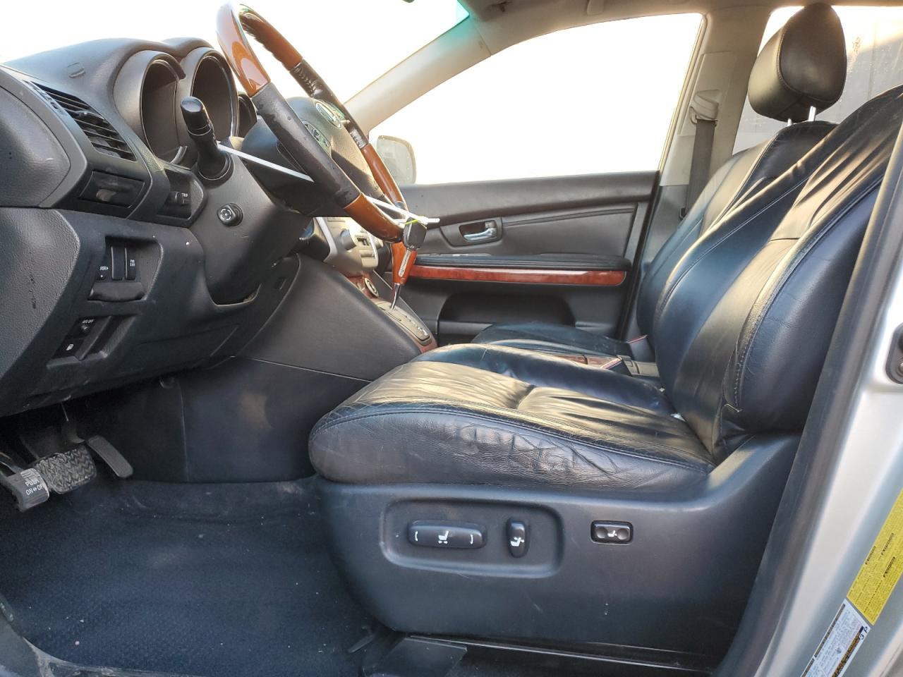 2005 Lexus Rx 330 VIN: JTJHA31U250082126 Lot: 86337565