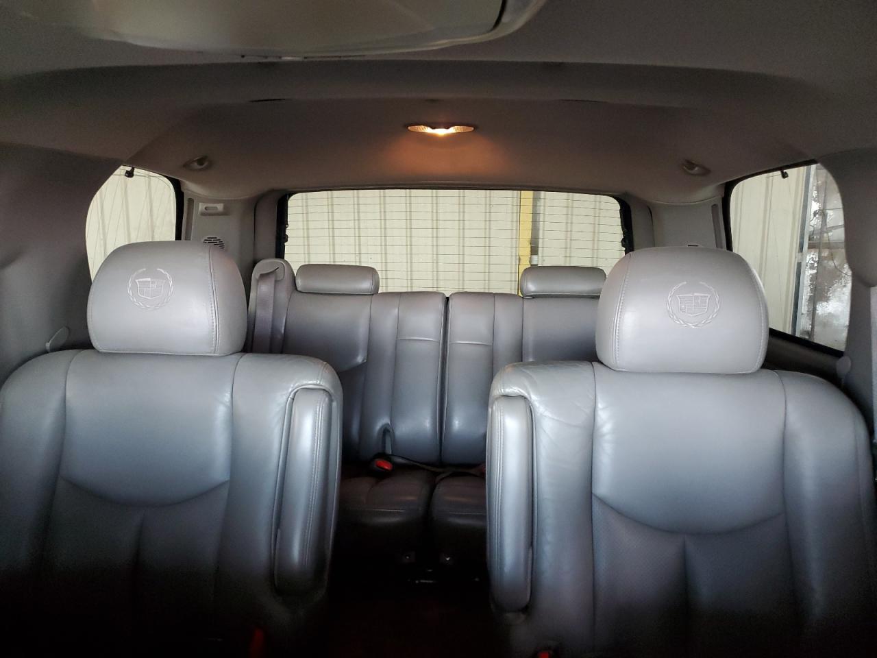 2005 Cadillac Escalade Luxury VIN: 1GYEK63N15R198109 Lot: 81961514