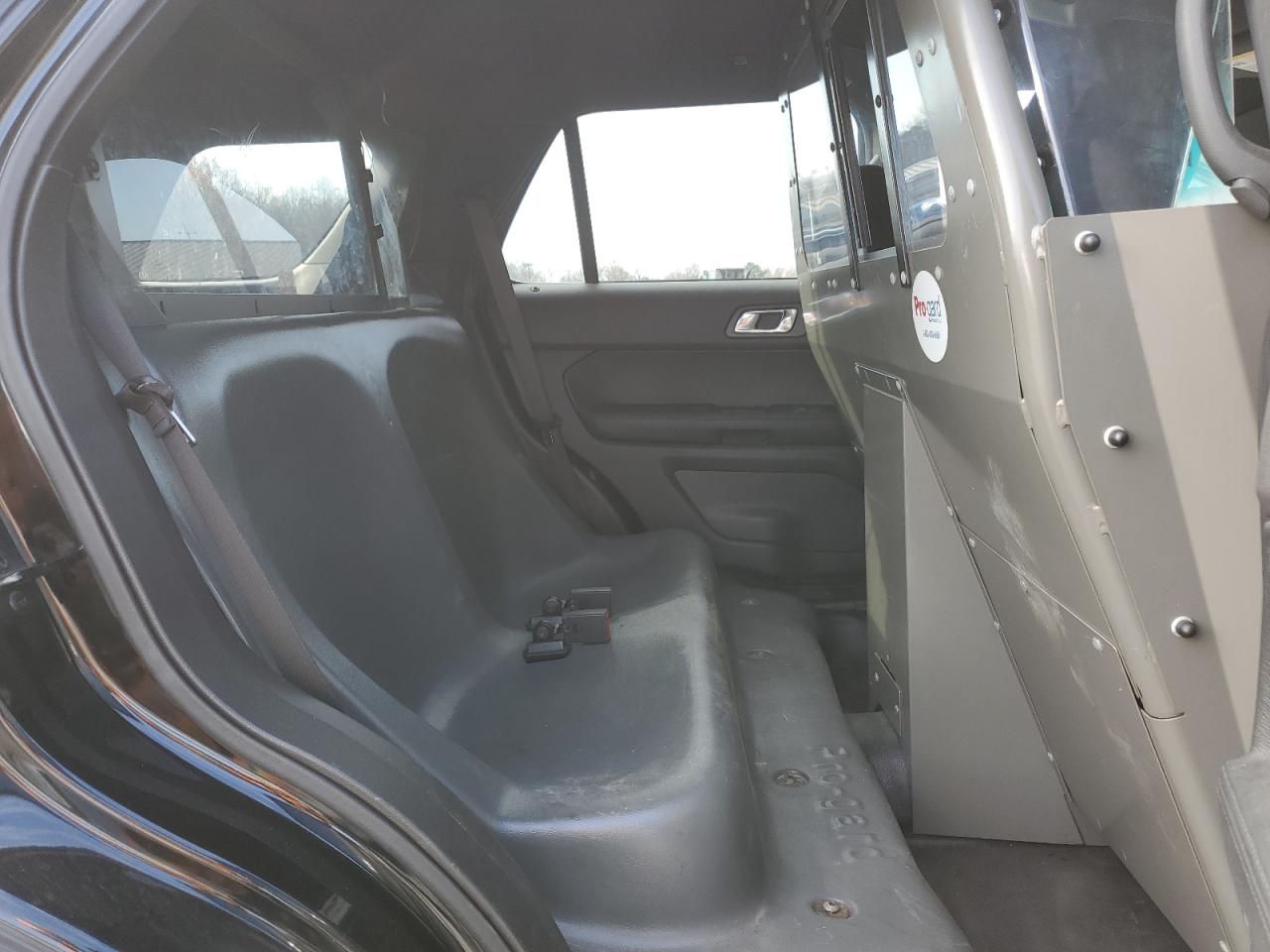 2014 Ford Explorer - Image 11