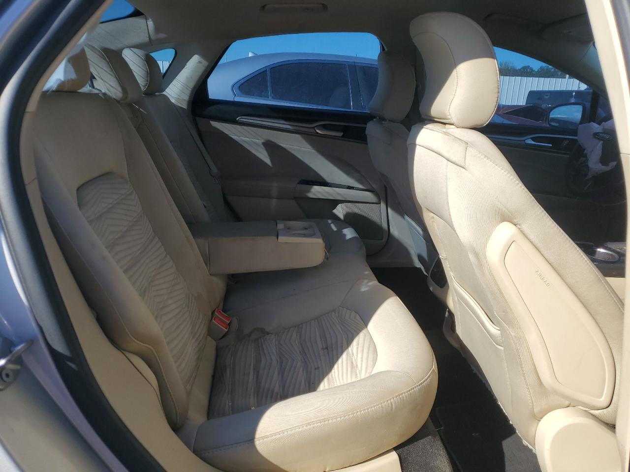 2016 Ford Fusion - Image 10