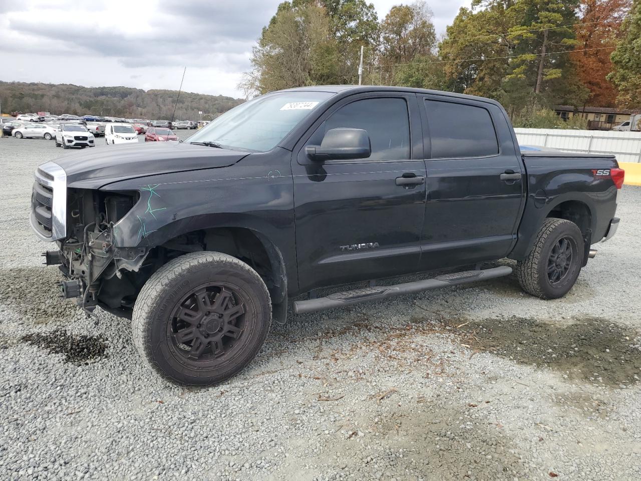 2013 Toyota Tundra Crewmax Sr5 للبيع في Concord، NC - Front End