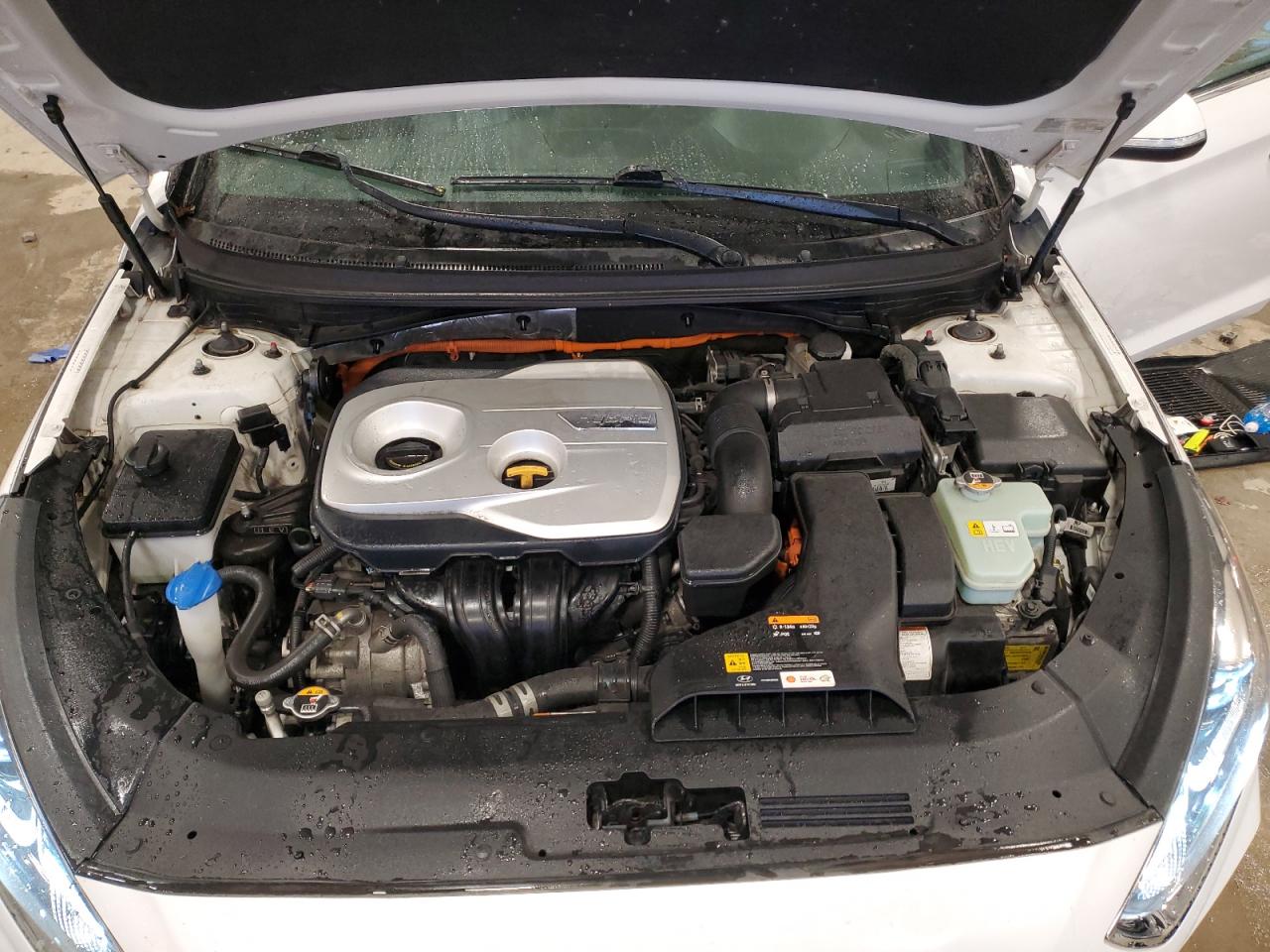2018 Hyundai Sonata - Image 11