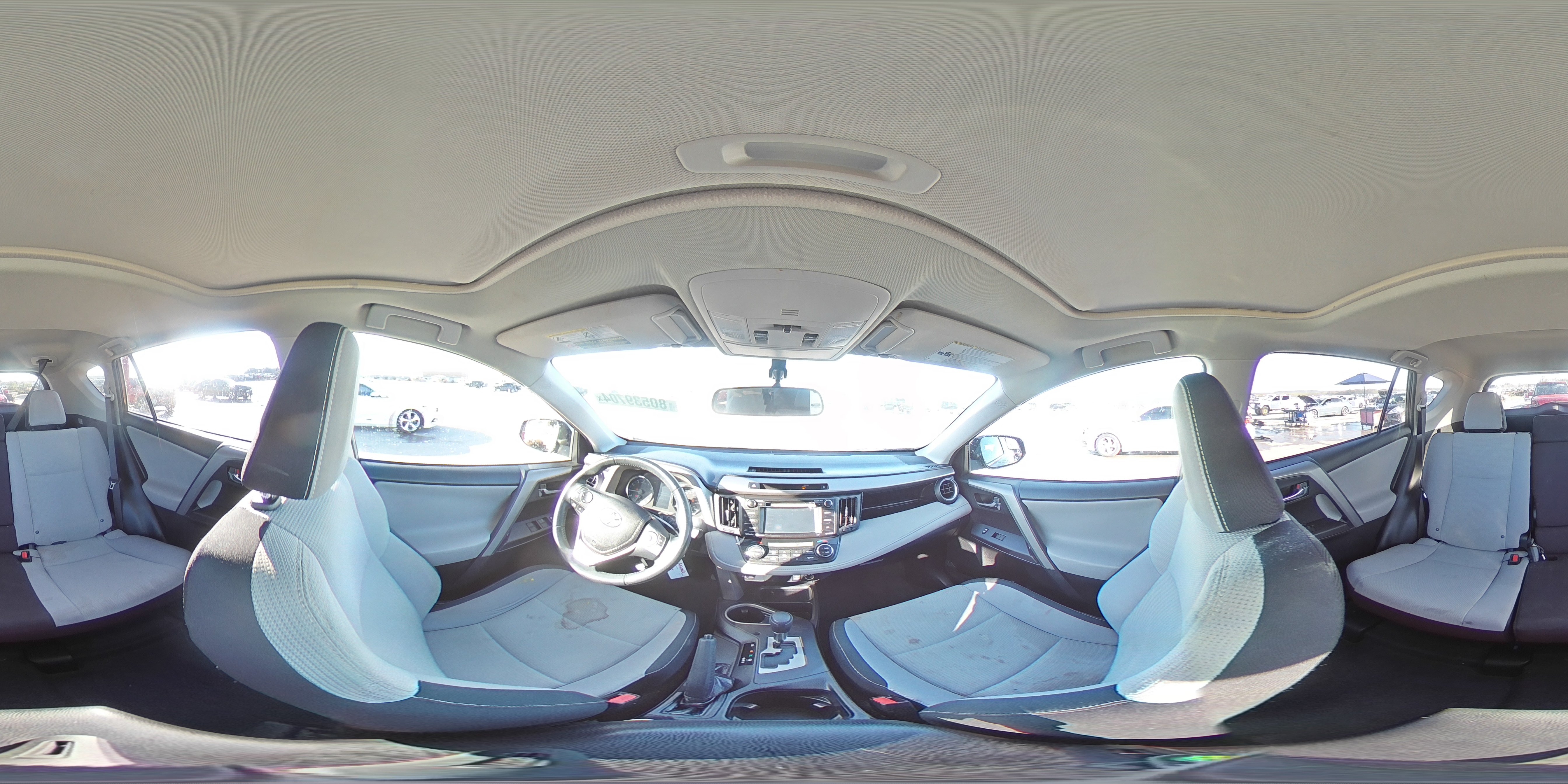 2016 Toyota RAV 4 - Image 16