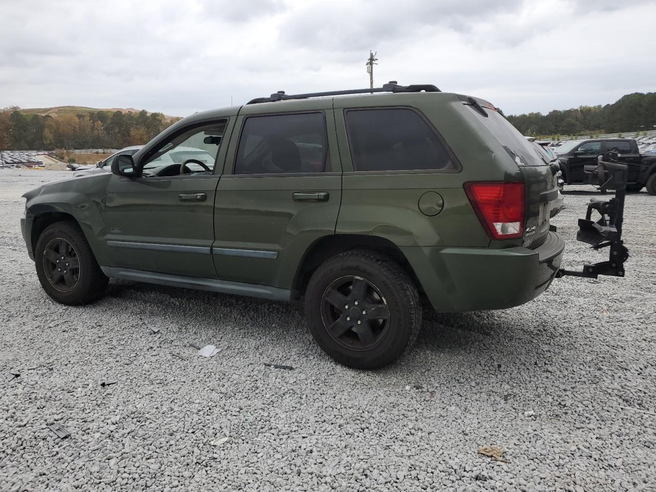 2007 Jeep Grand Cherokee - Image 2