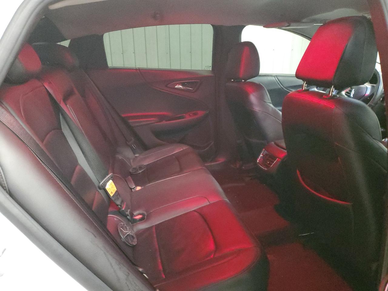 2016 Chevrolet Malibu - Image 10