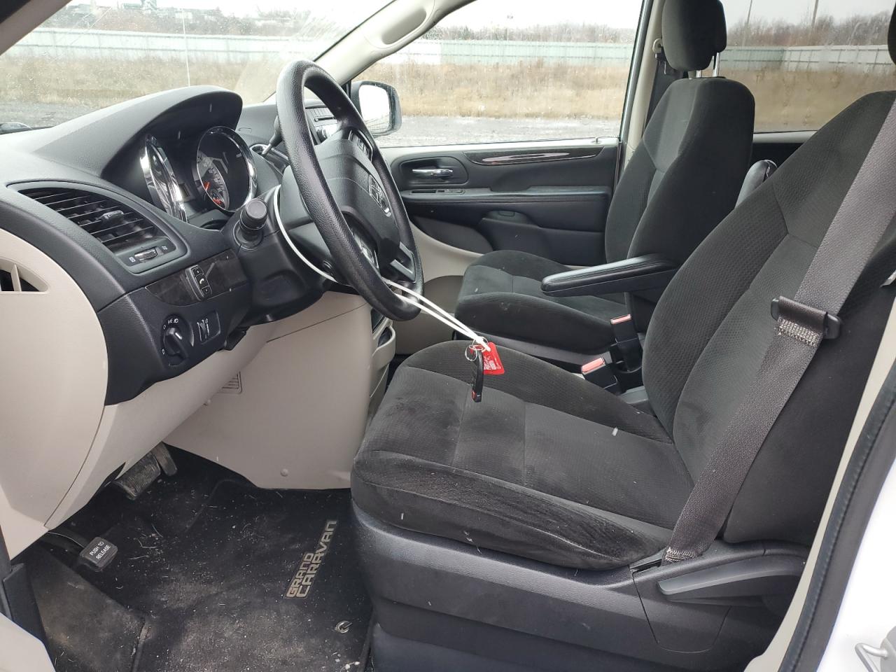 2016 Dodge Caravan - Image 7