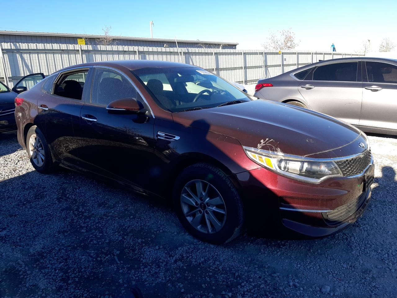 VIN 5XXGT4L39GG099851 2016 KIA OPTIMA no.4