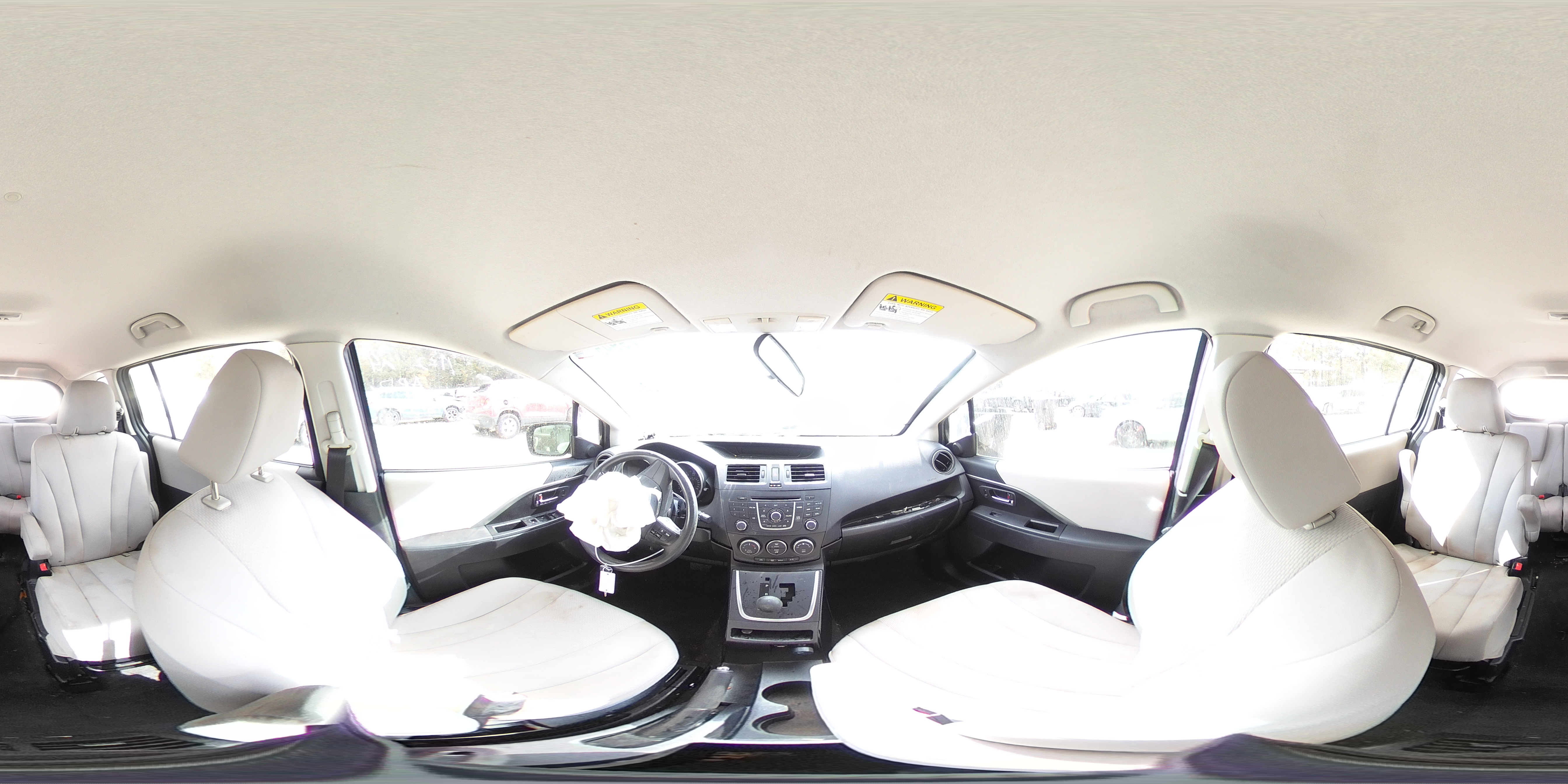 2014 Mazda 5 - Image 15