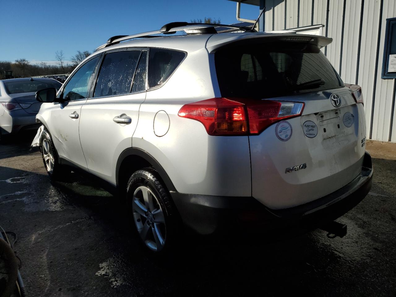 2014 Toyota RAV 4 - Image 2