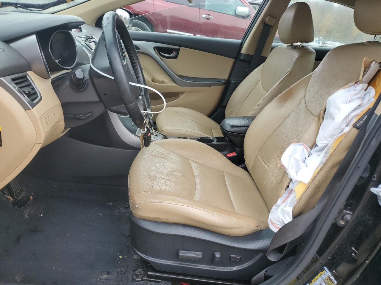 2013 Hyundai Elantra - Image 7