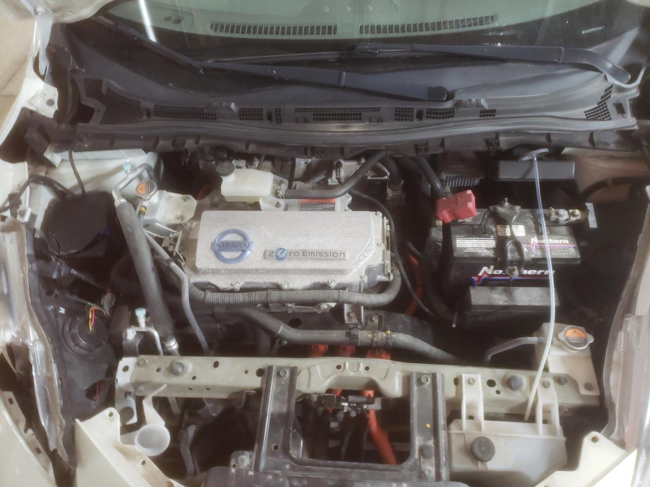 2012 Nissan Leaf - Image 11