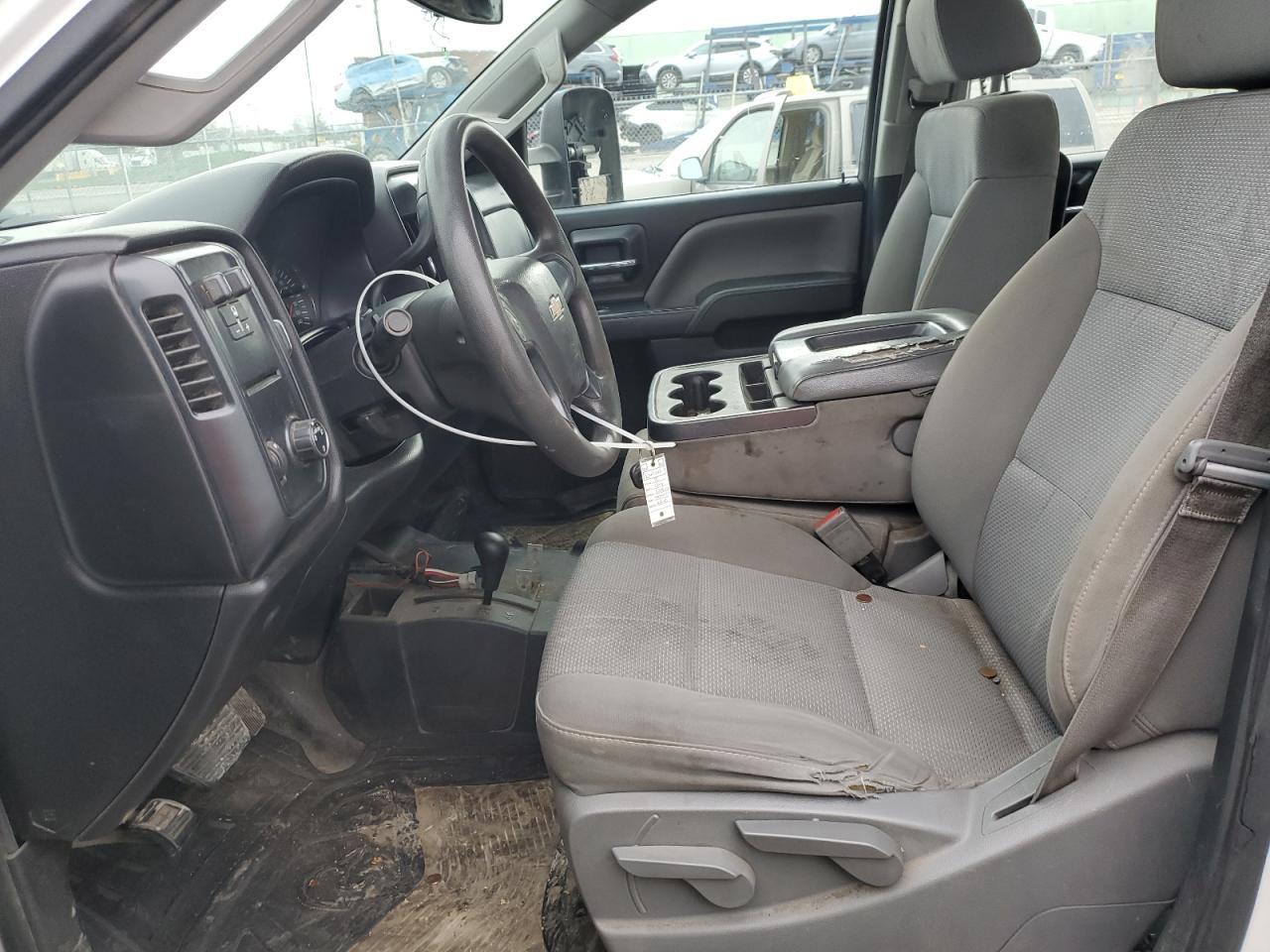 2015 Chevrolet Silverado - Image 7