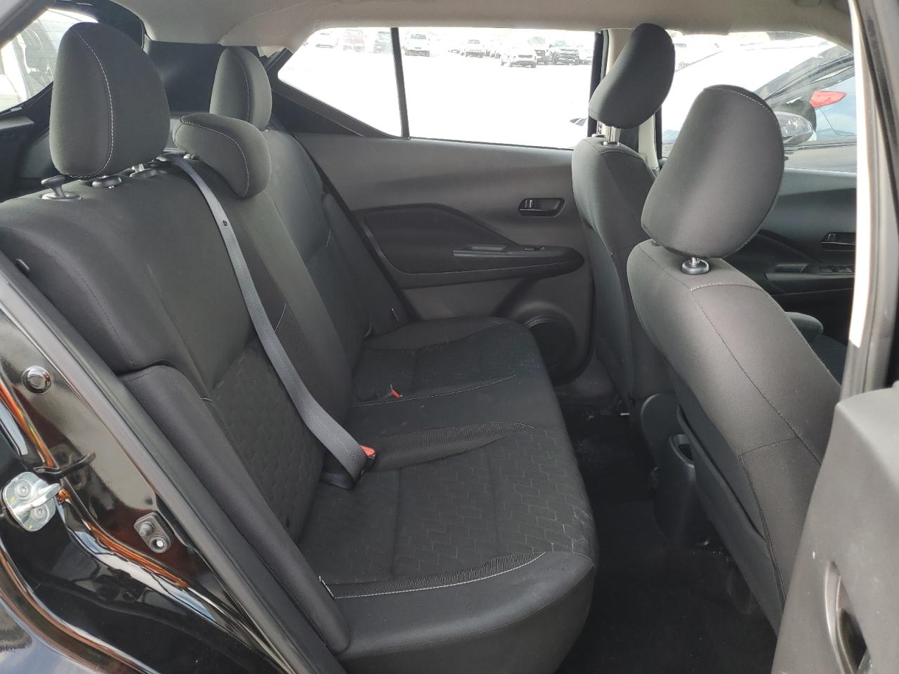 2021 Nissan Kicks - Image 12