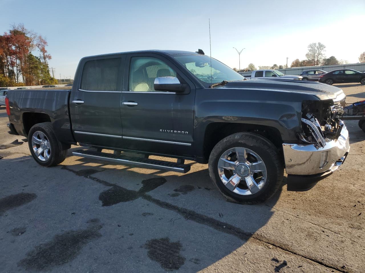 2017 Chevrolet Silverado - Image 4