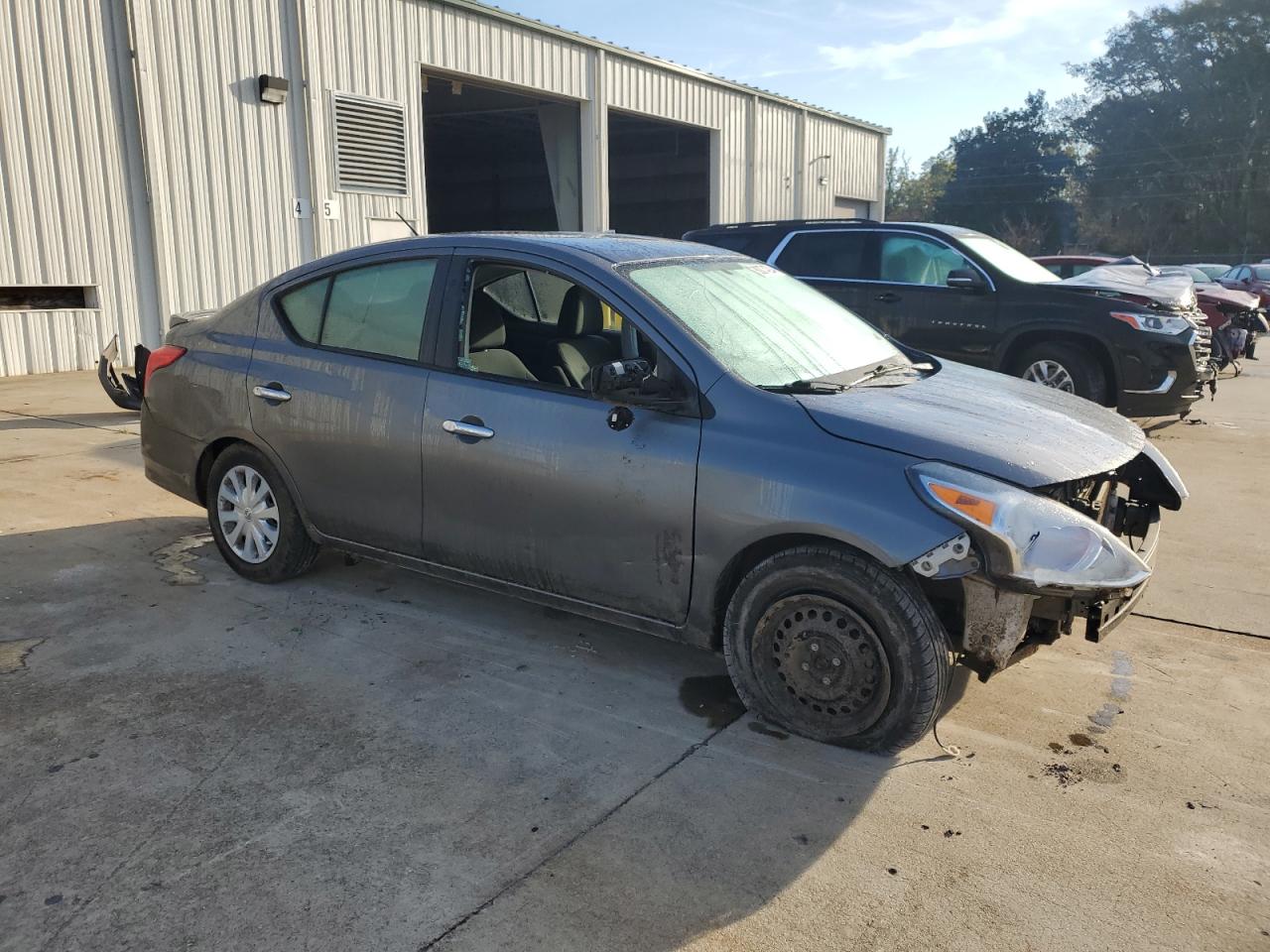 2019 Nissan Versa - Image 4