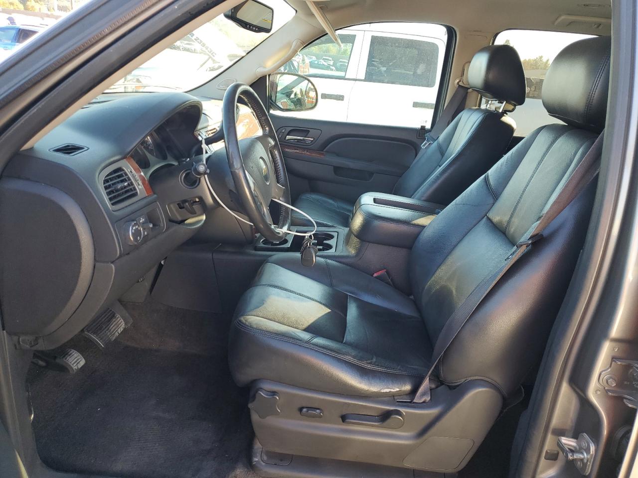 2012 Chevrolet Tahoe - Image 7