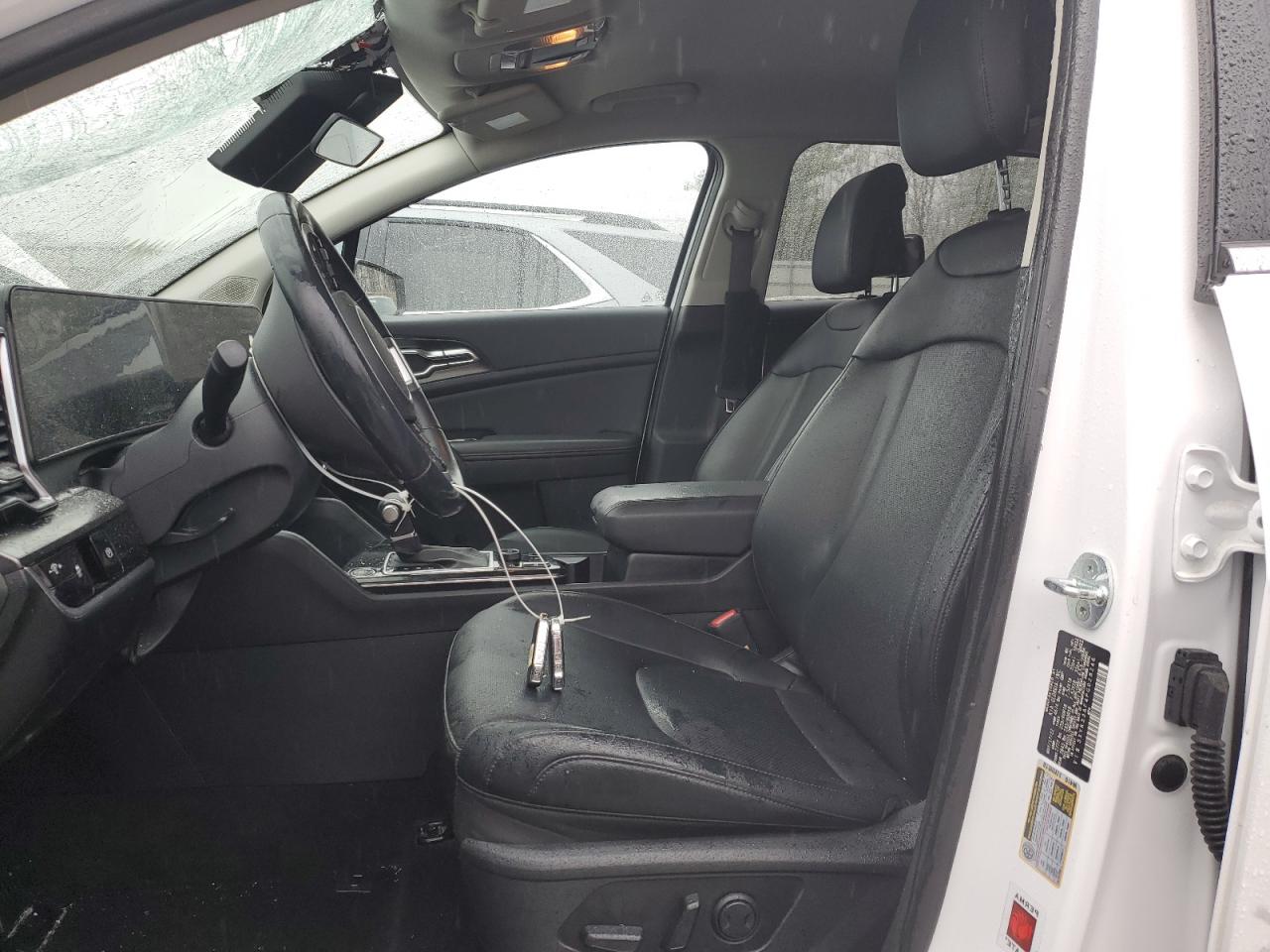2023 Kia Sportage - Image 7