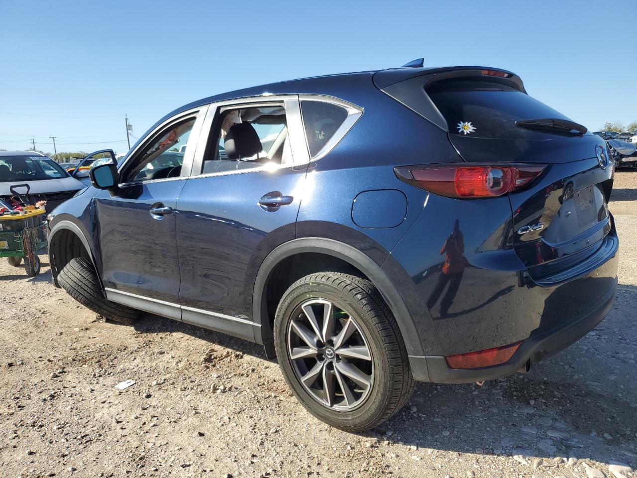 2018 Mazda CX-5 - Image 2