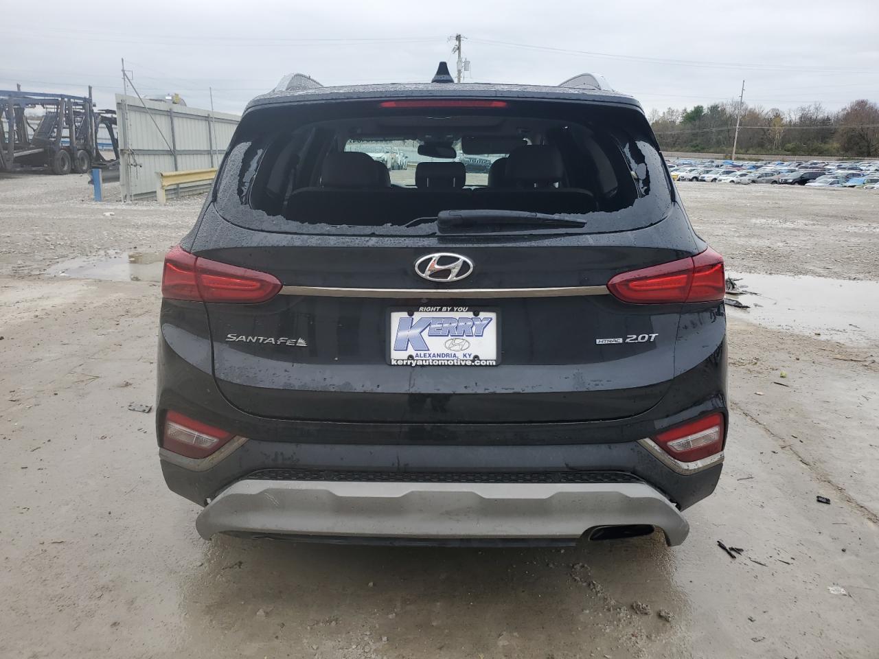 2019 Hyundai Santa Fe - Image 6