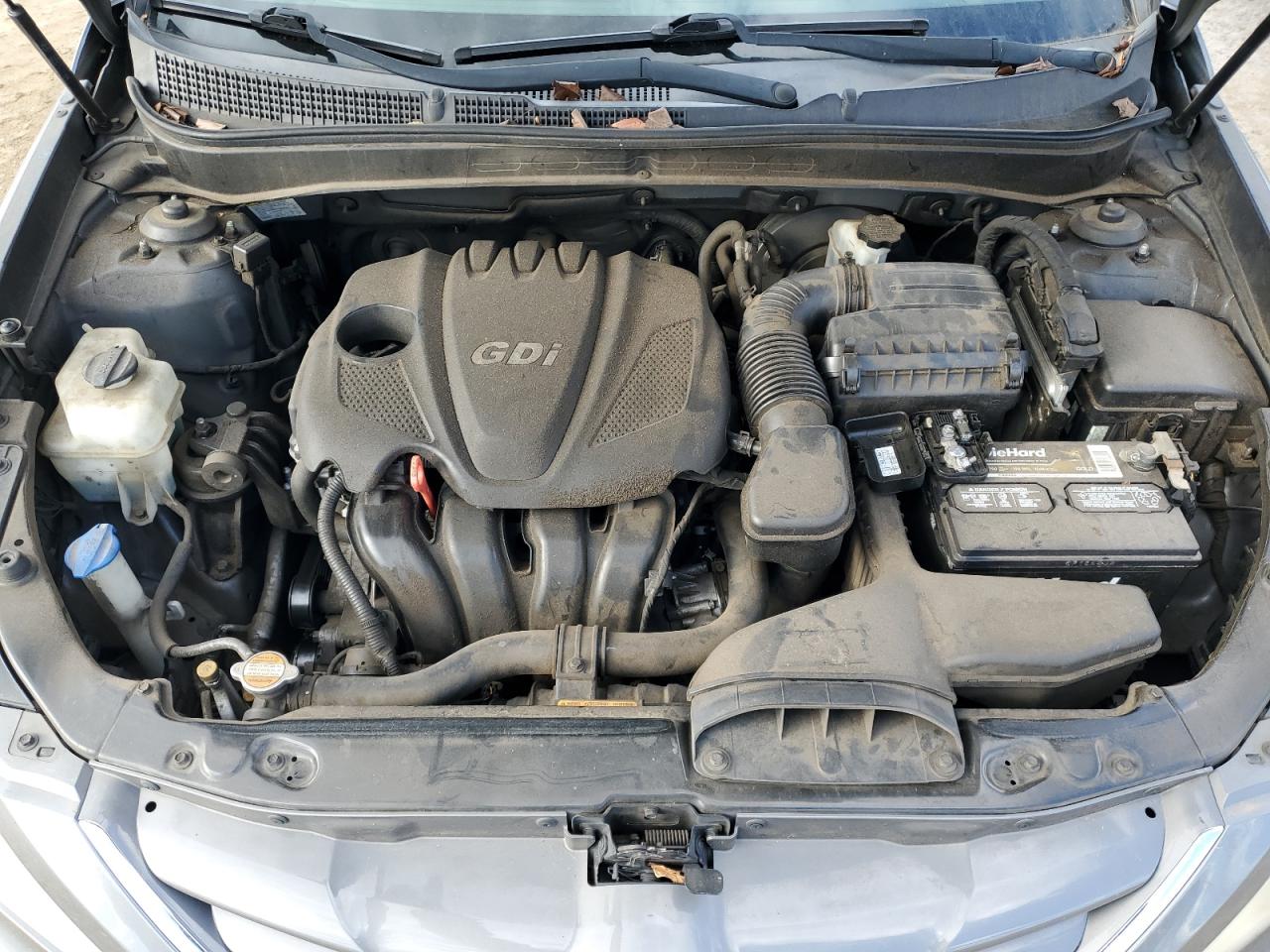 2012 Hyundai Sonata - Image 11