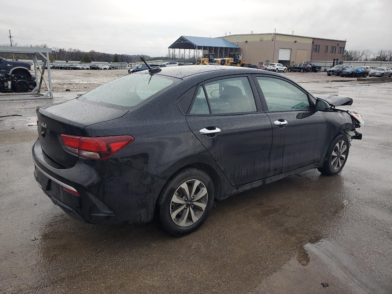 2023 Kia Rio - Image 3
