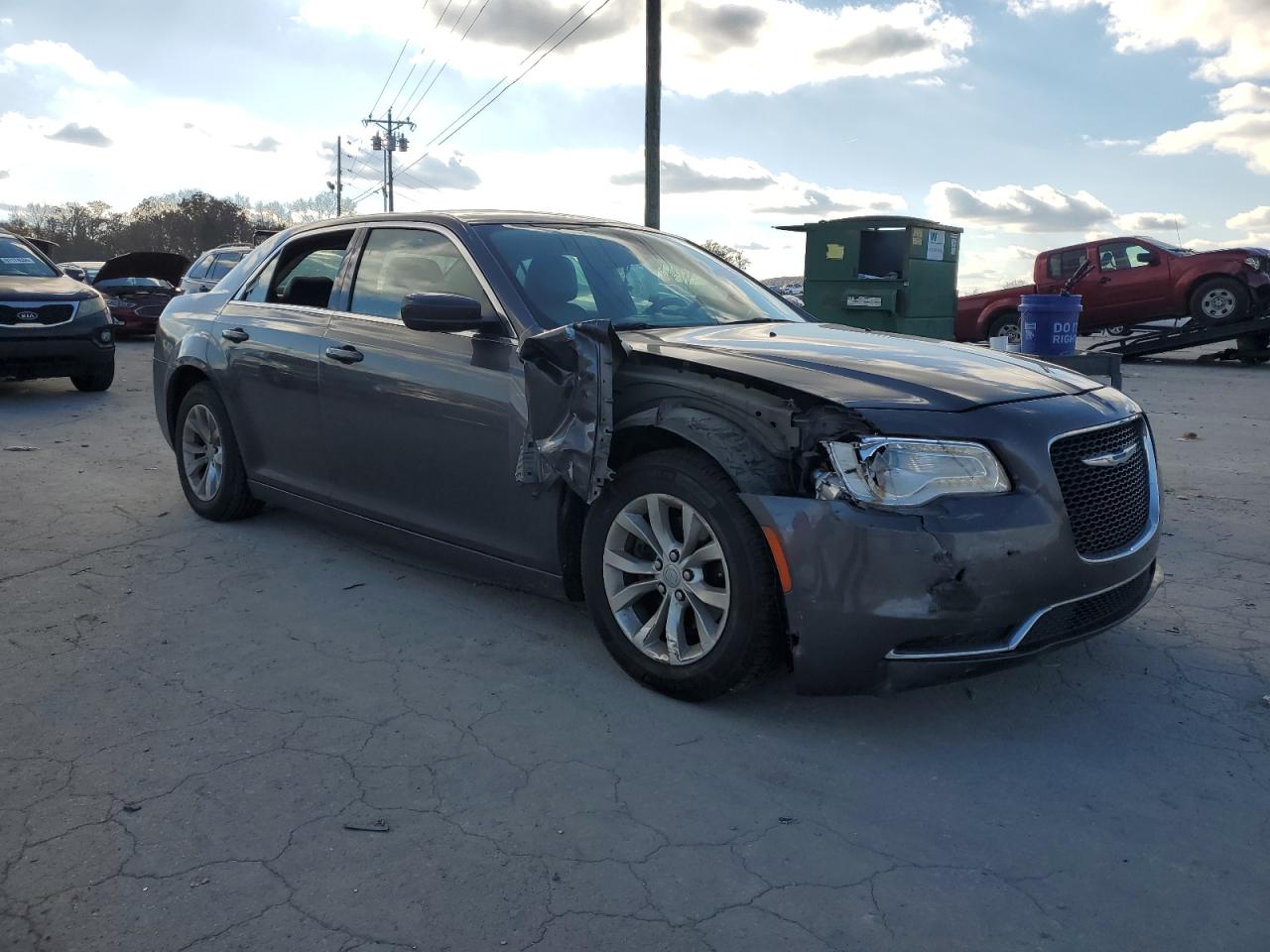 2015 Chrysler 300 - Image 4