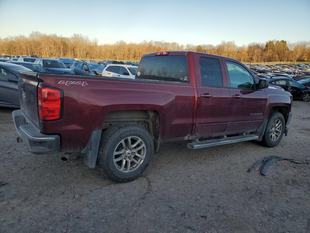 2016 Chevrolet Silverado - Image 3