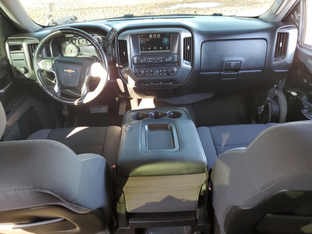 2015 Chevrolet Silverado - Image 8