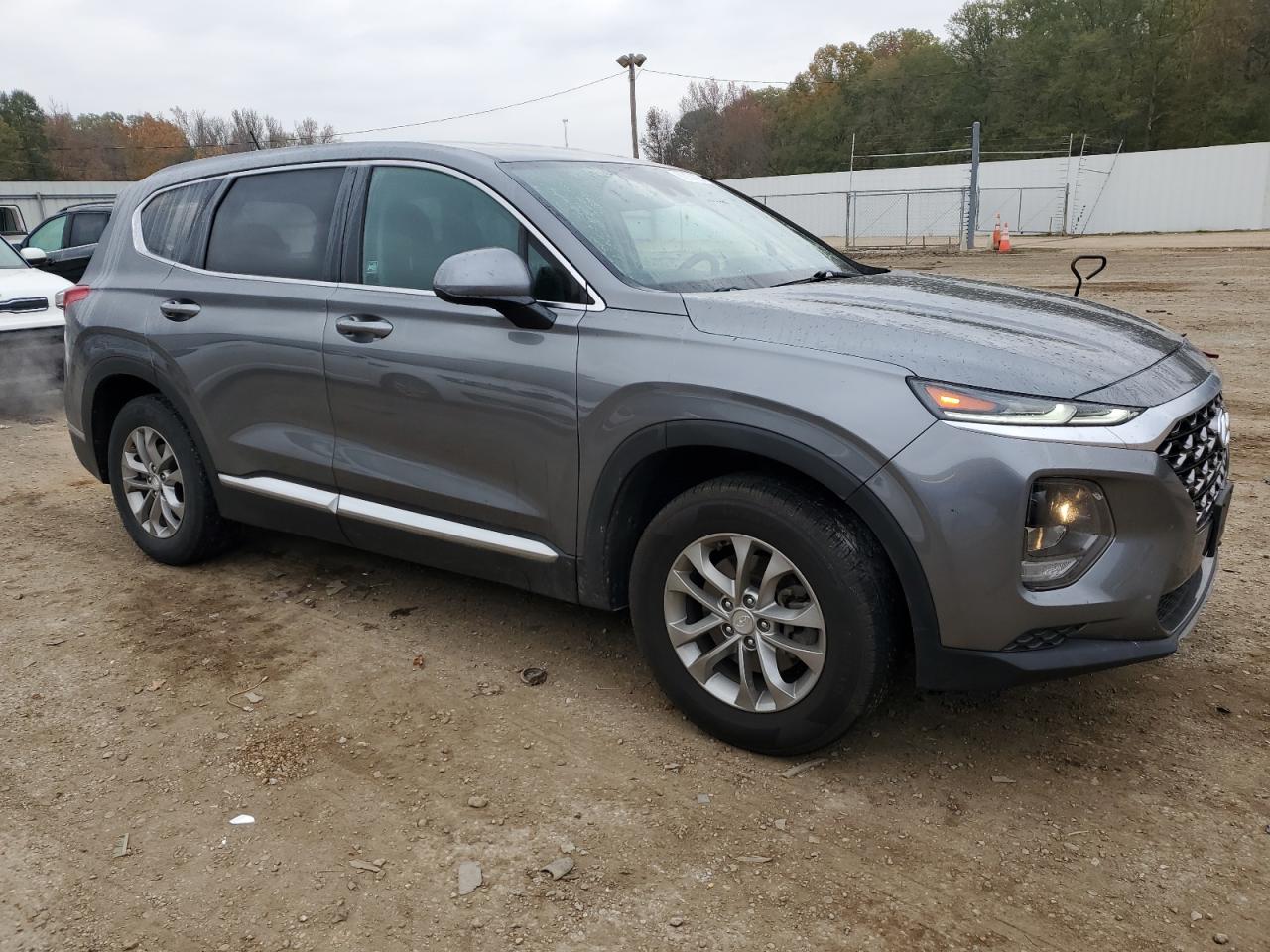 2019 Hyundai Santa Fe - Image 4