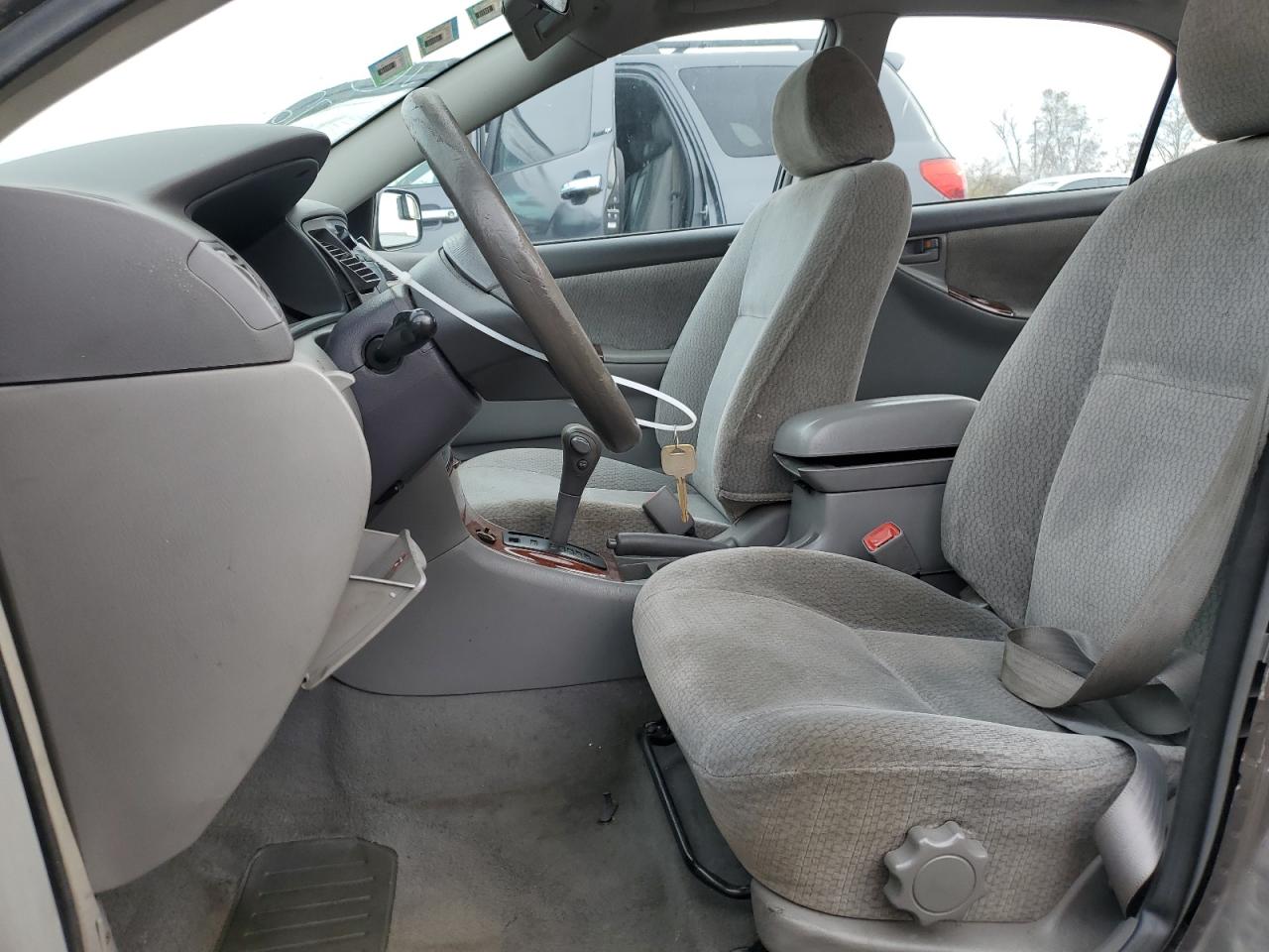 2004 Toyota Corolla - Image 7
