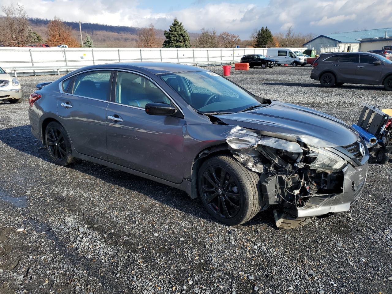 2018 Nissan Altima - Image 4