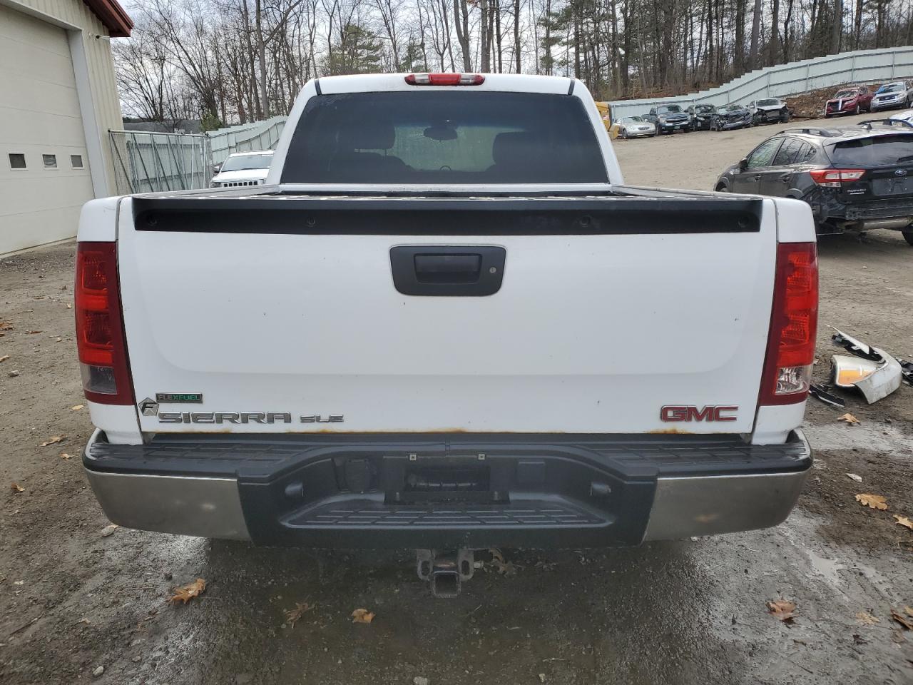 2010 GMC Sierra - Image 6