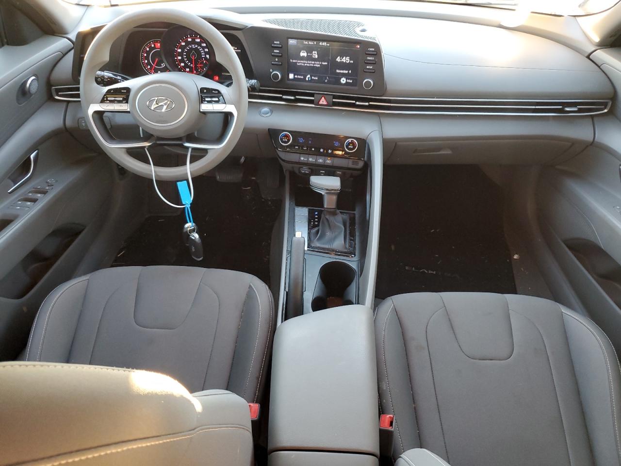 2021 Hyundai Elantra - Image 8