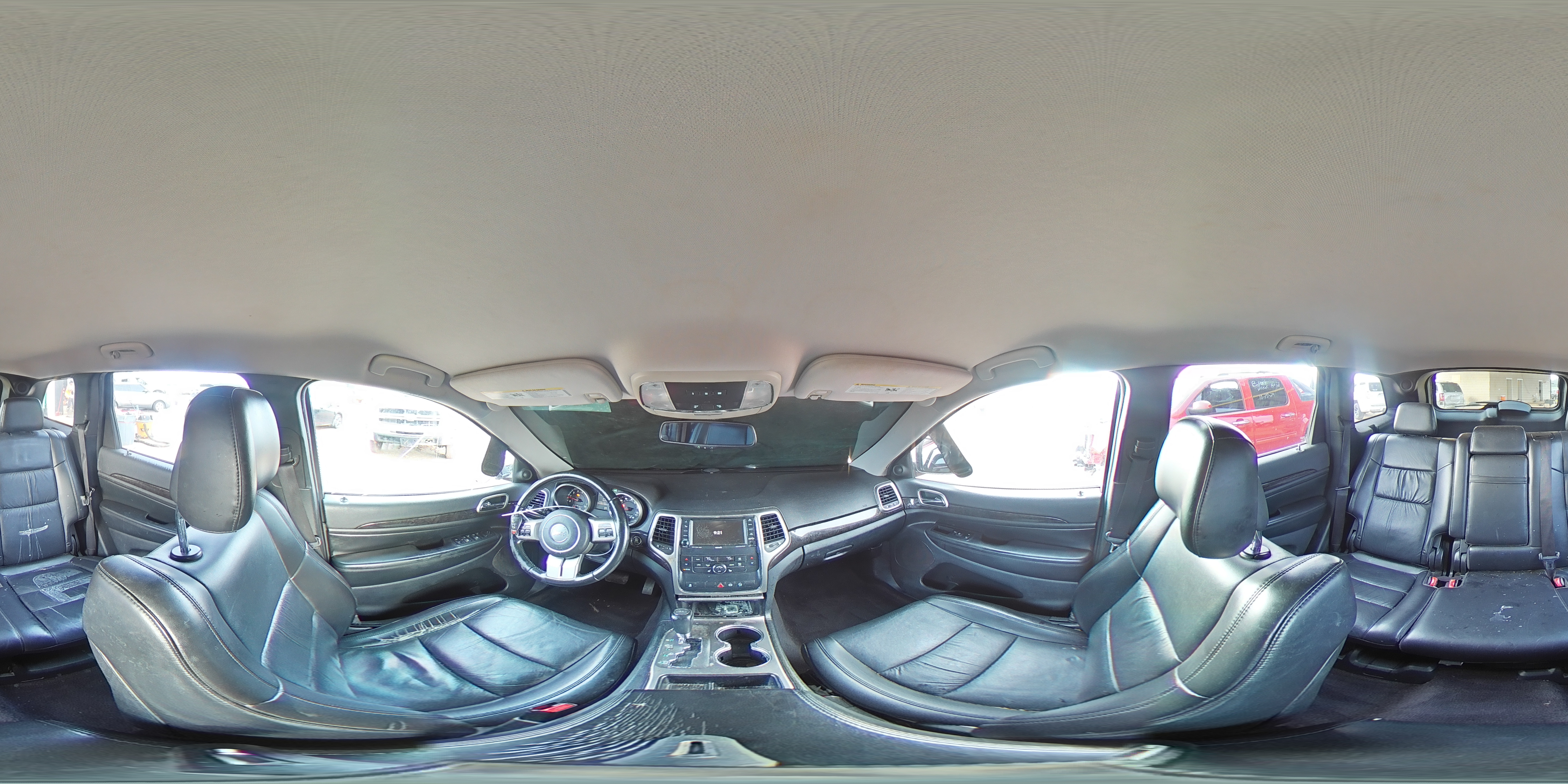 2011 Jeep Grand Cherokee - Image 14