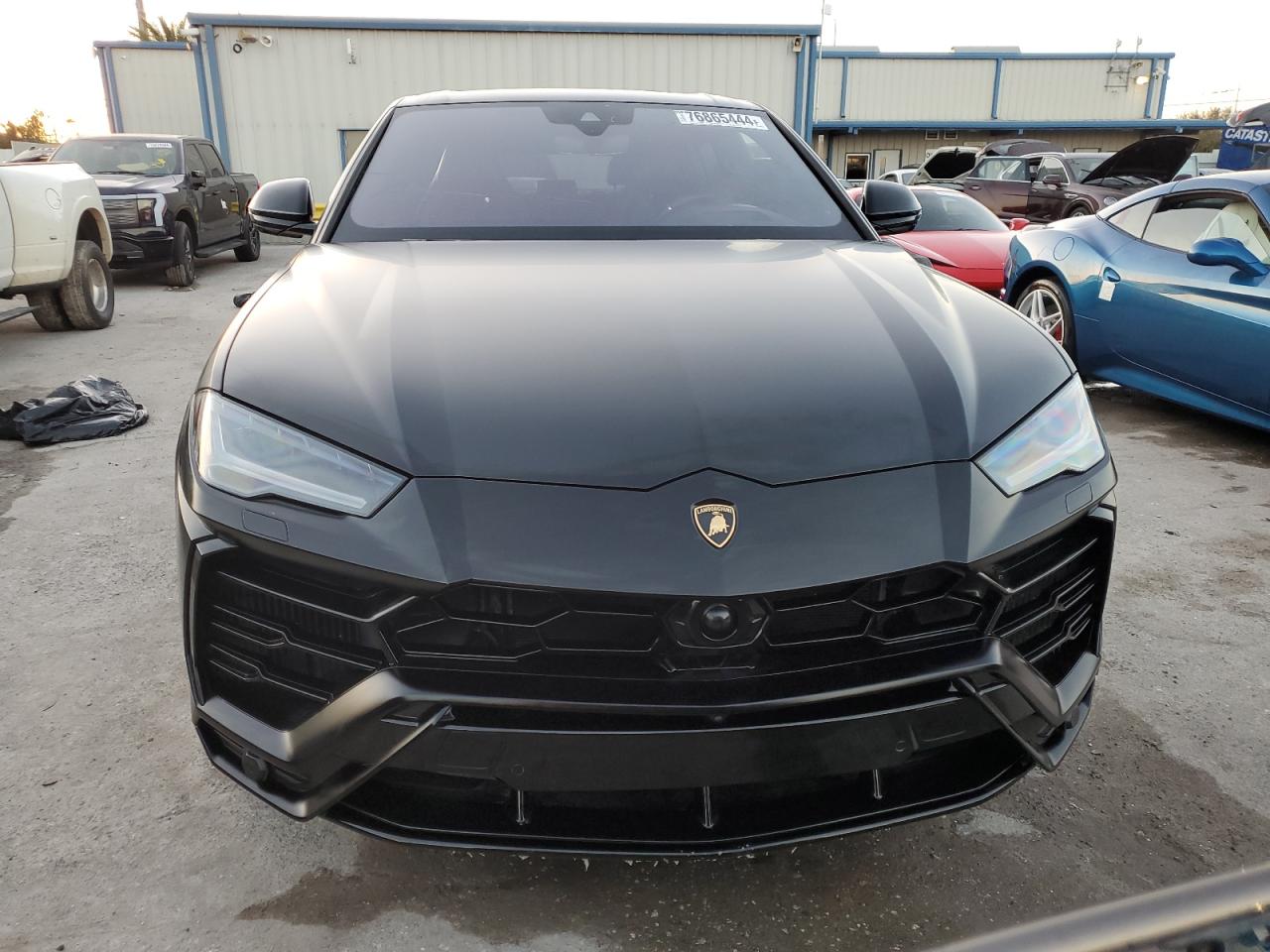 2019 Lamborghini Urus - Image 5