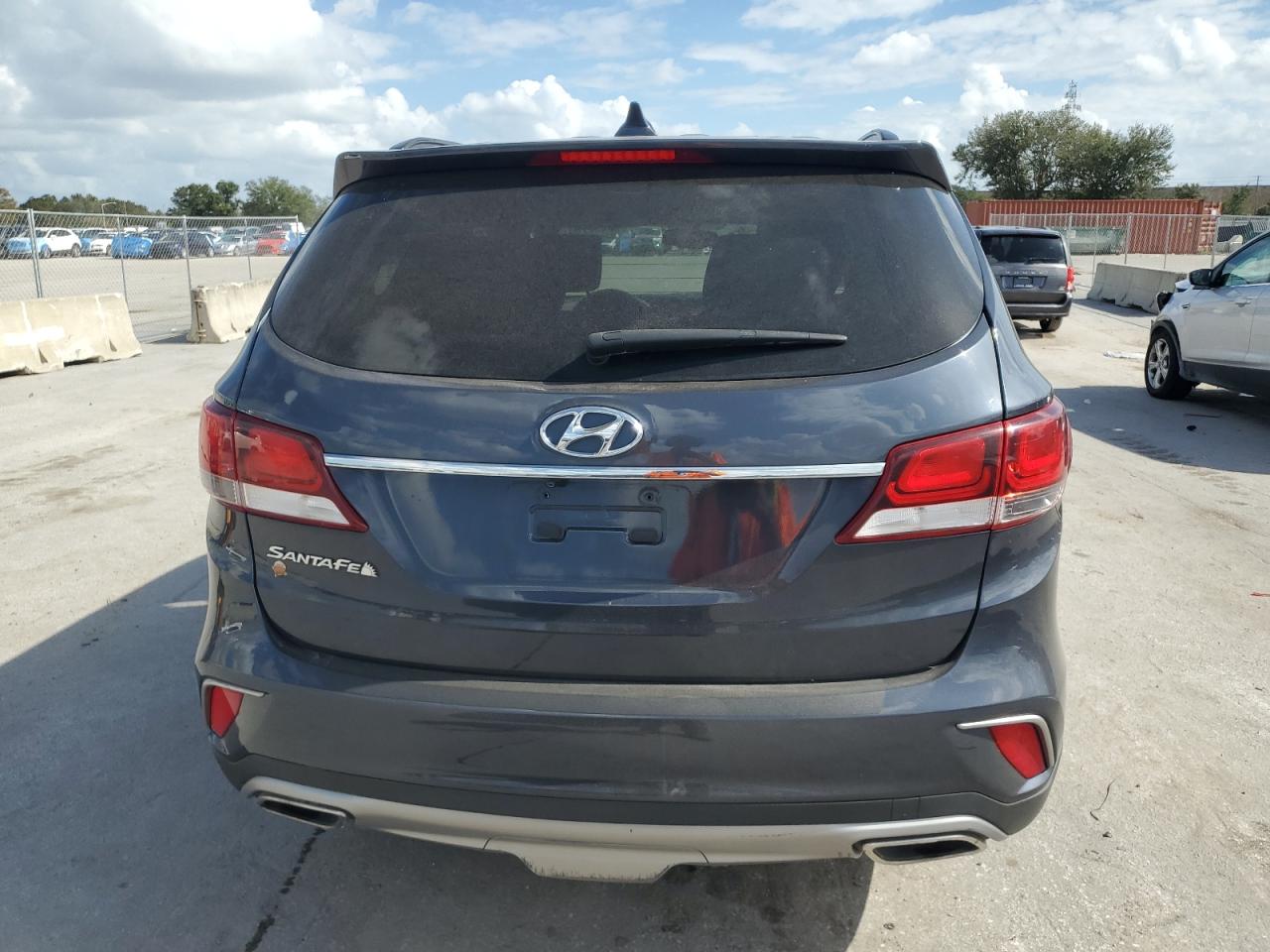 2017 Hyundai Santa Fe Se VIN: KM8SM4HF2HU228367 Lot: 80432784