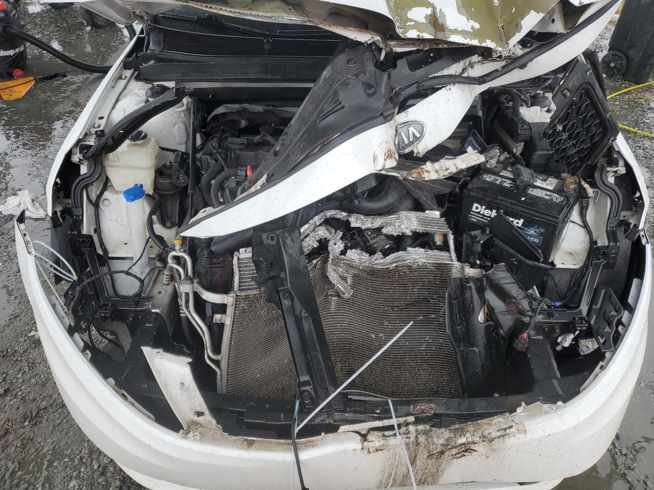 2012 Kia Optima - Image 11