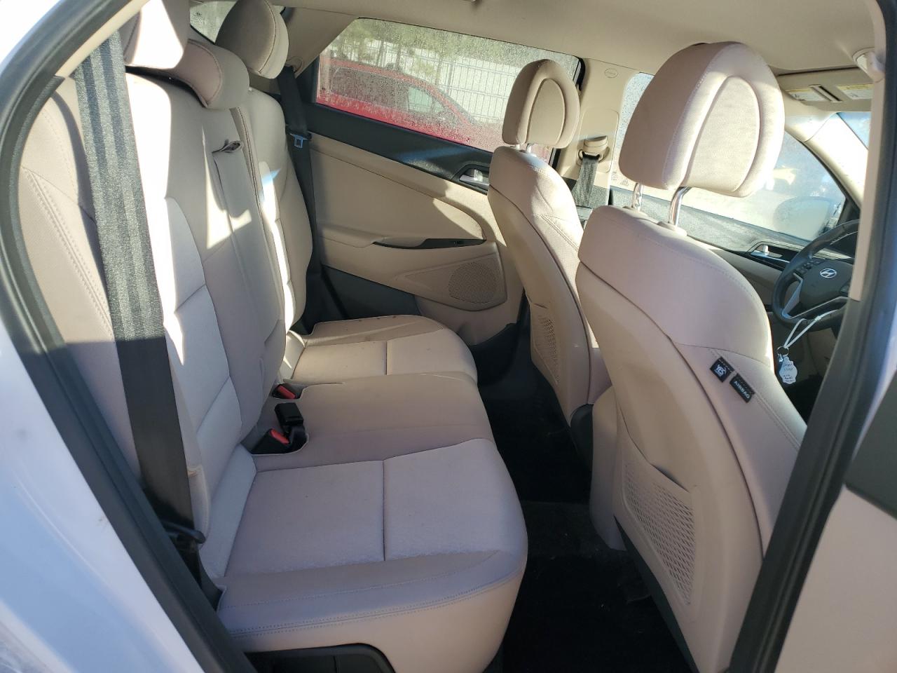 2016 Hyundai Tucson - Image 11