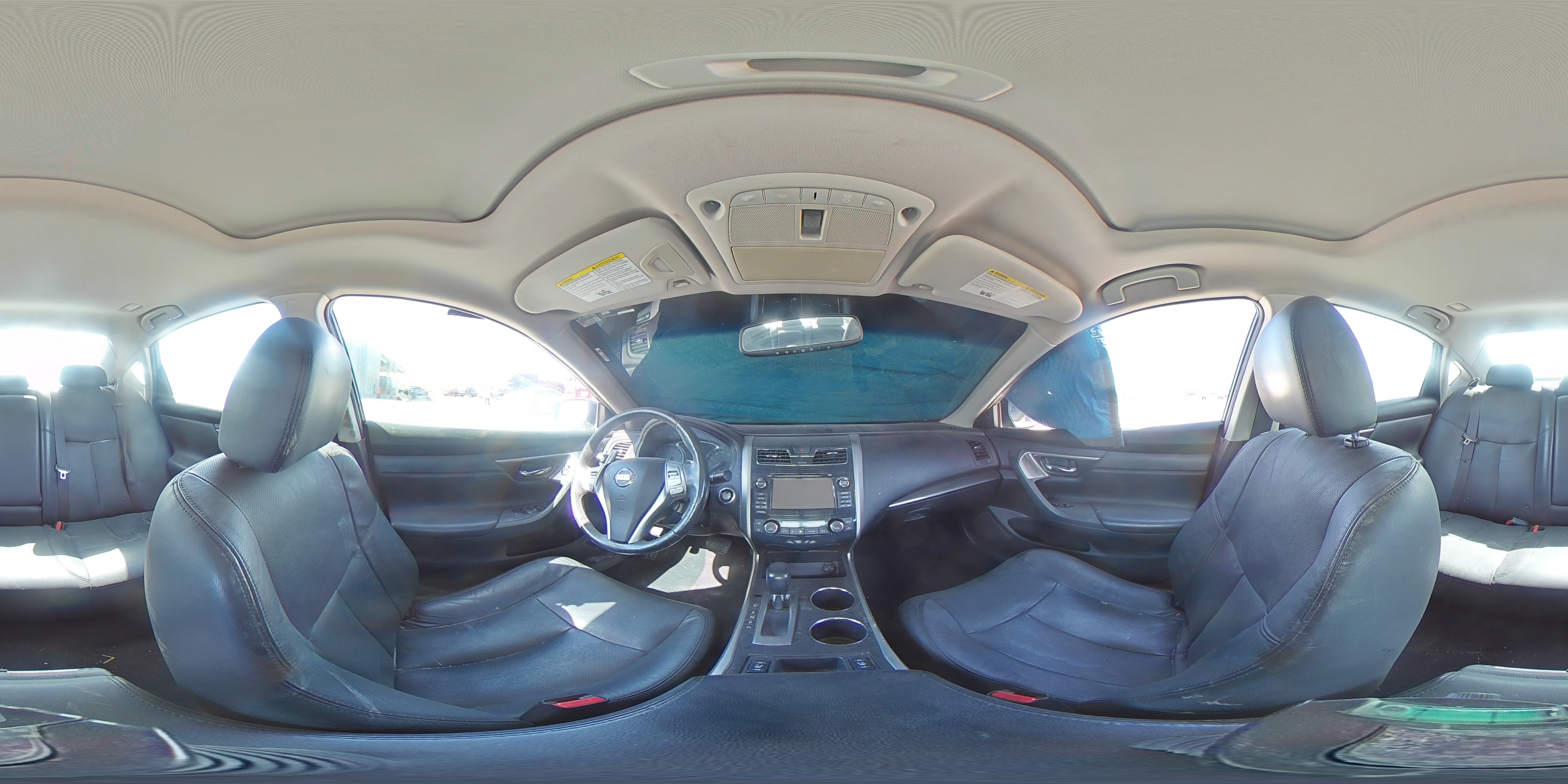 2015 Nissan Altima - Image 12