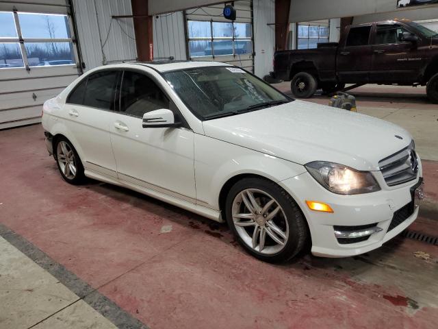  MERCEDES-BENZ C-CLASS 2012 White
